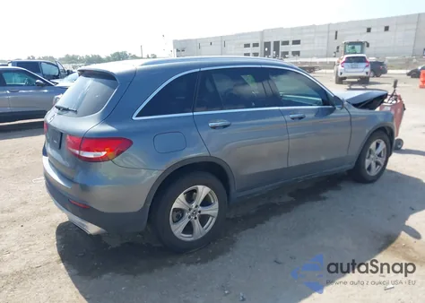 2017 Mercedes-Benz Glc 300 z USA, uszkodzony, nr VIN WDC0G4JBXHF223989